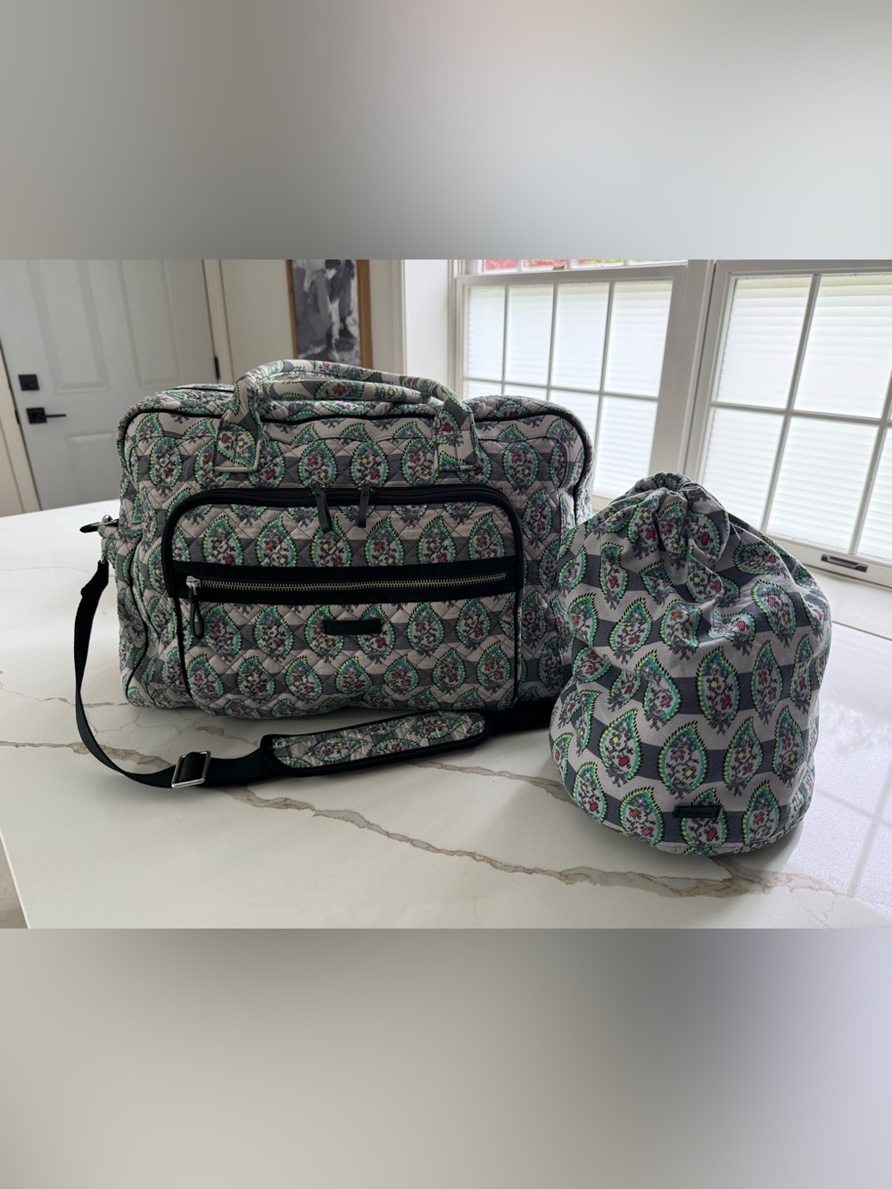Vera Bradley Iconic Travel Bag & Ditty Bag Set (retired) Paisley&stripes pattern